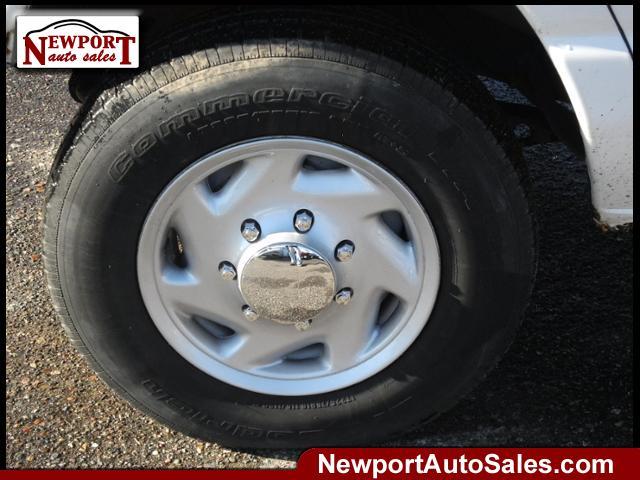 Ford Econoline 2001 photo 4