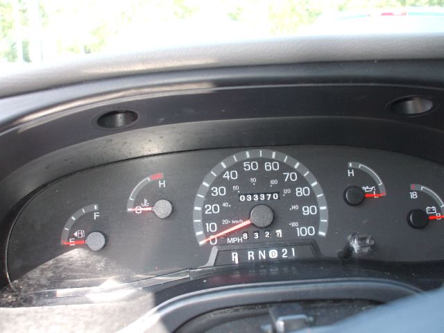 Ford Econoline 328 Ci Cargo Van