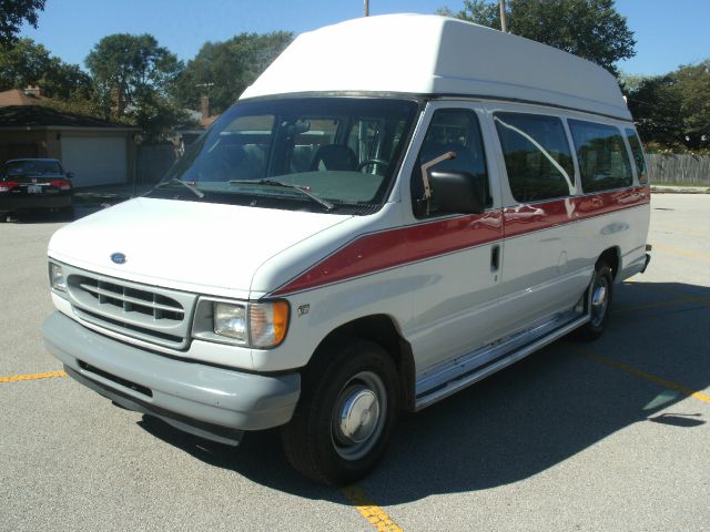Ford Econoline 2002 photo 4