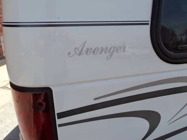 Ford Econoline 2002 photo 4