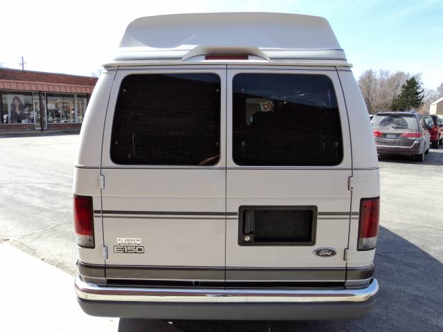 Ford Econoline 2002 photo 5