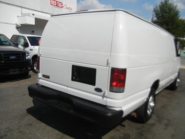 Ford Econoline TSi Laredo, 4X4 Passenger Van