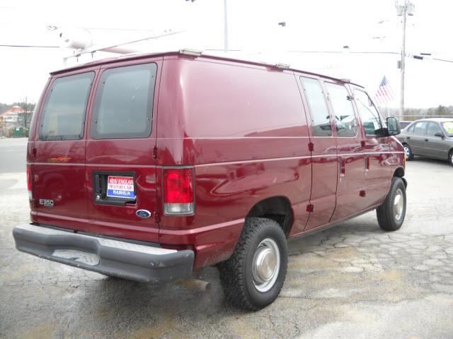 Ford Econoline 2003 photo 1