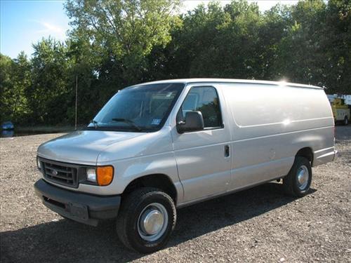 Ford Econoline 2003 photo 3