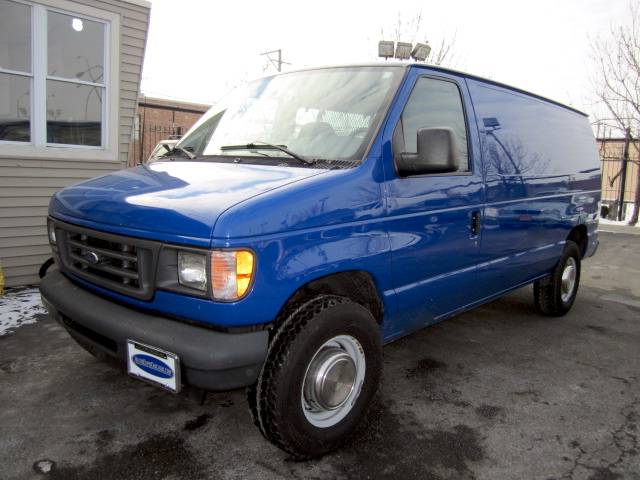 Ford Econoline 4dr 4WD SLE Commercial Passenger Van
