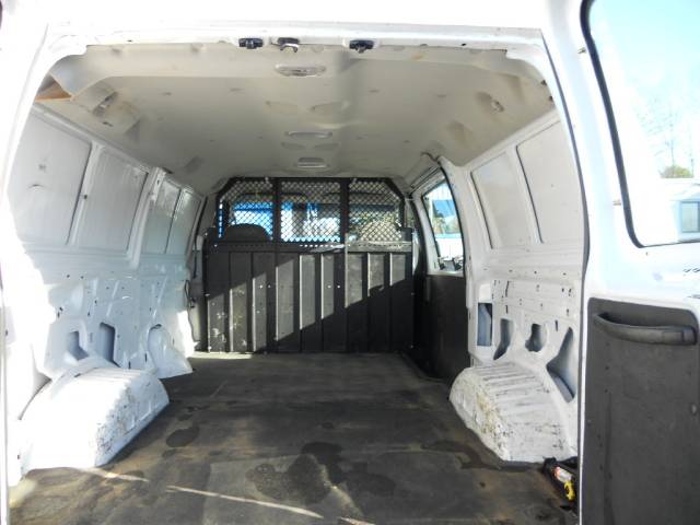 Ford Econoline 2003 photo 4