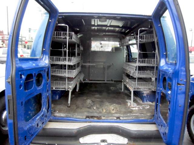Ford Econoline 2003 photo 4