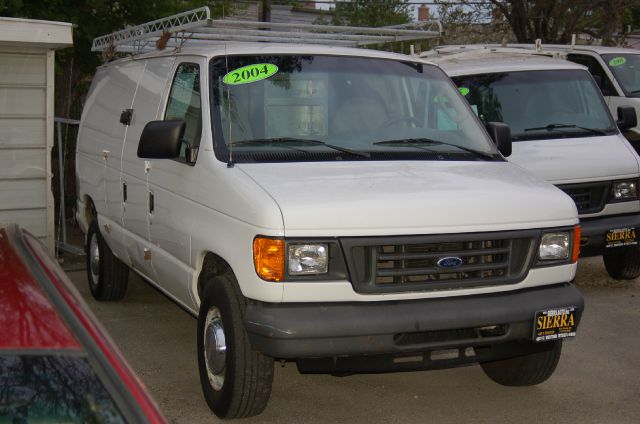 Ford Econoline 2004 photo 5