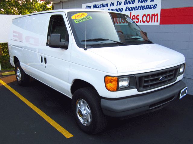Ford Econoline 2005 photo 2