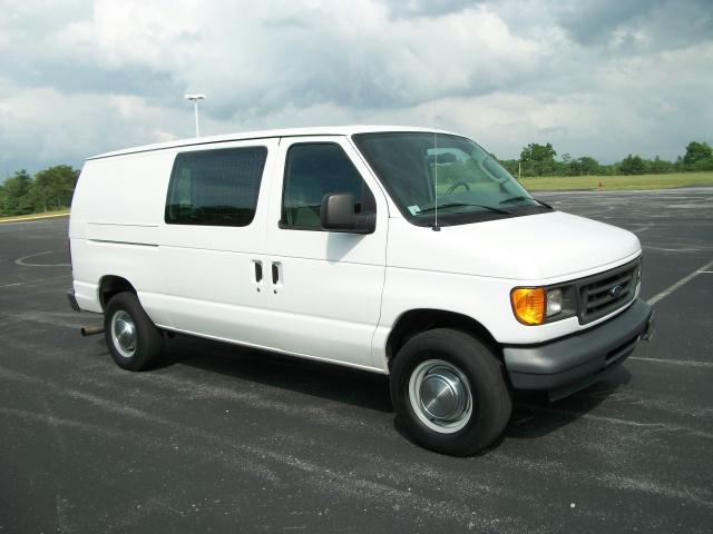 Ford Econoline 2005 photo 3