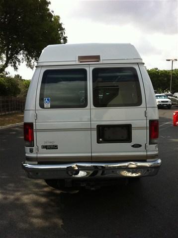 Ford Econoline 2005 photo 4