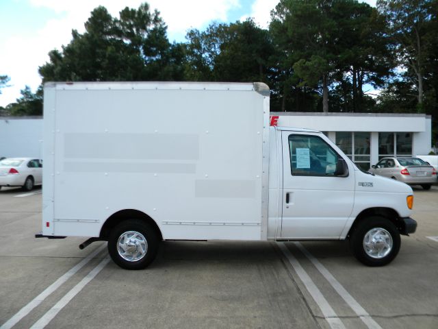 Ford Econoline 2005 photo 4