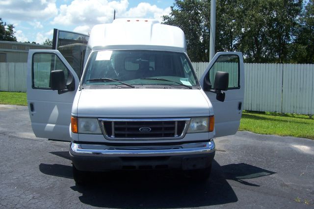Ford Econoline 2005 photo 3