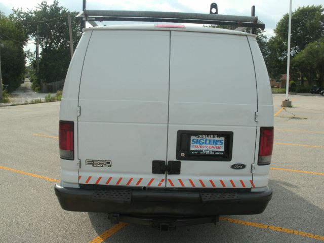Ford Econoline 2005 photo 1