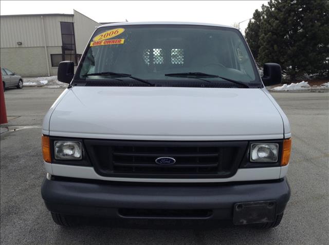 Ford Econoline 2006 photo 2