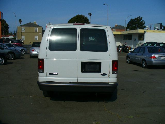 Ford Econoline 2006 photo 3