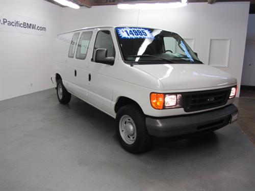 Ford Econoline 2006 photo 1