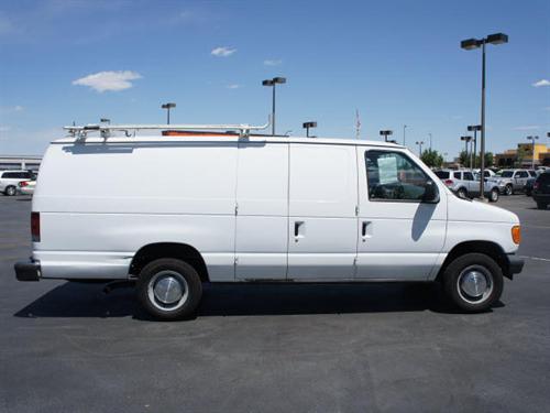 Ford Econoline 2006 photo 1