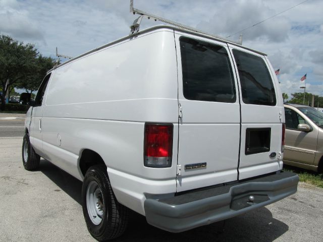 Ford Econoline 2006 photo 3
