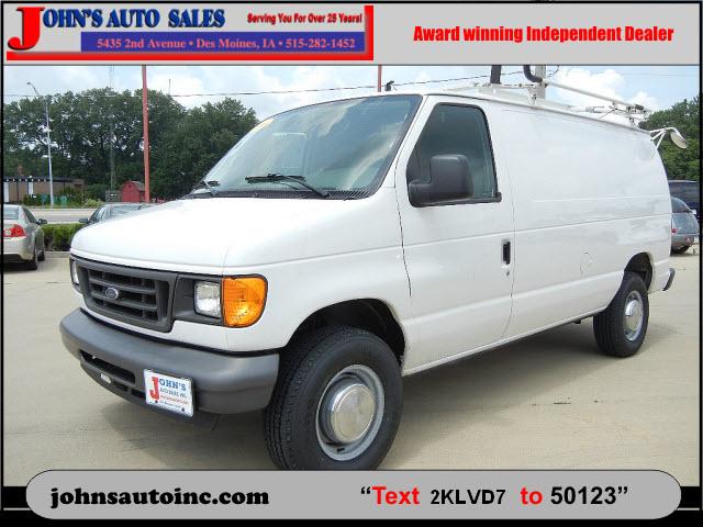 Ford Econoline 2.5 S Model Passenger Van