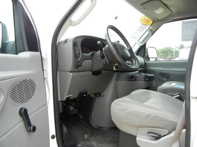 Ford Econoline 2006 photo 4