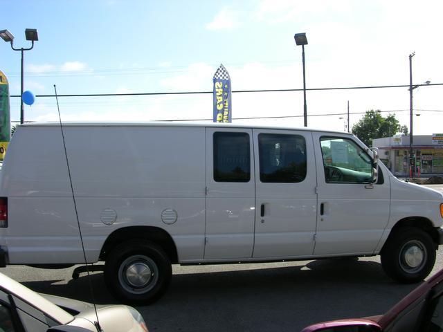 Ford Econoline 2006 photo 3
