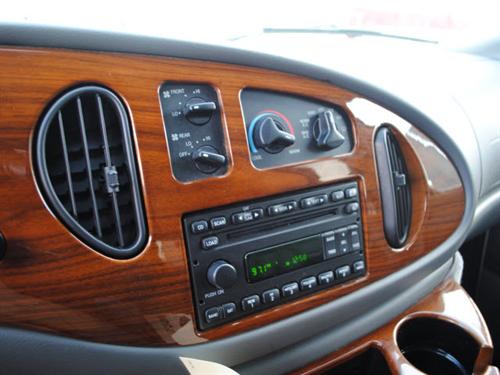 Ford Econoline 2006 photo 1