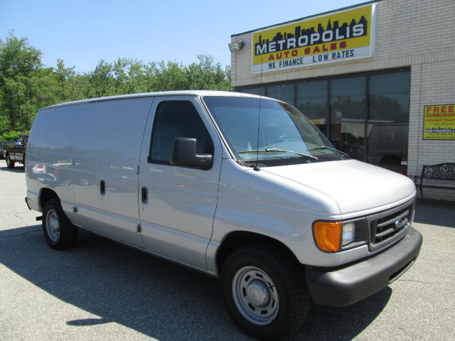 Ford Econoline 2006 photo 1