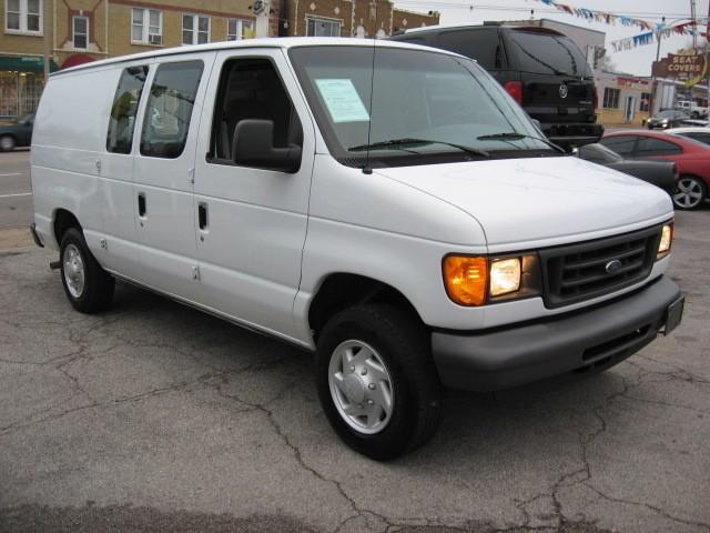 Ford Econoline 2007 photo 1