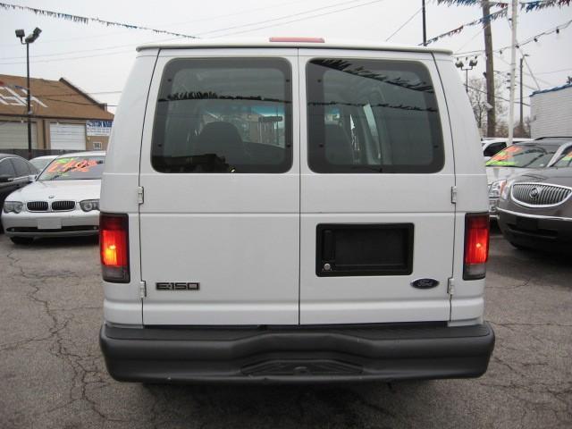 Ford Econoline 2007 photo 2
