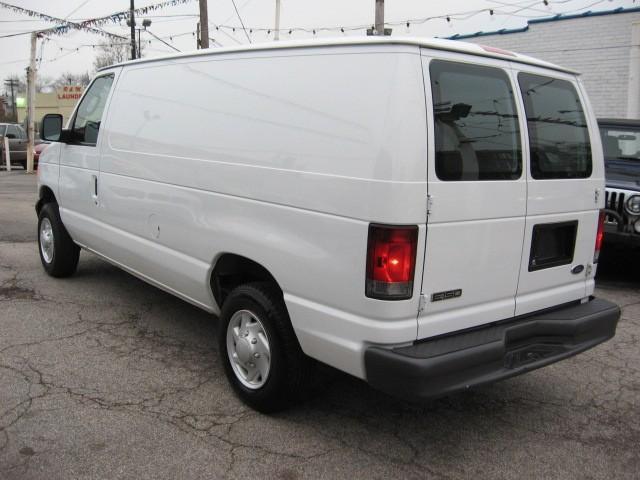 Ford Econoline 2007 photo 3