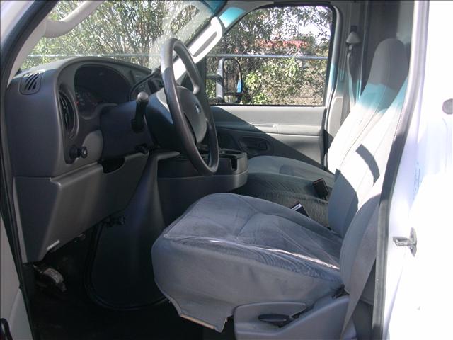 Ford Econoline 2007 photo 2
