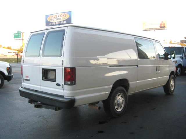 Ford Econoline 2007 photo 1