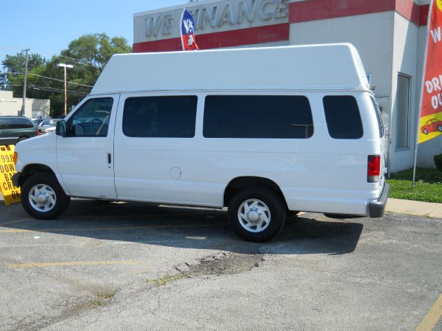Ford Econoline 2007 photo 2