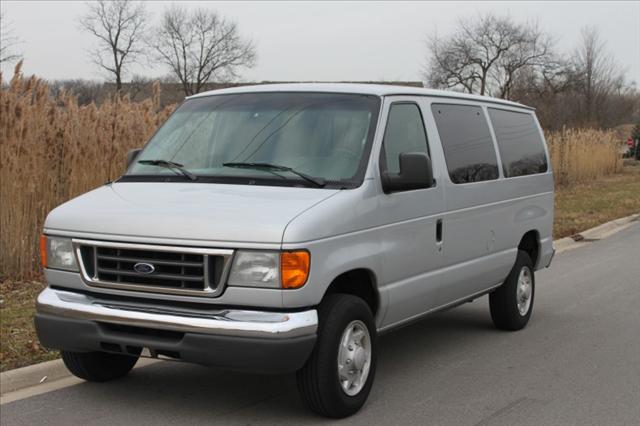 Ford Econoline K 4x4 Passenger Van