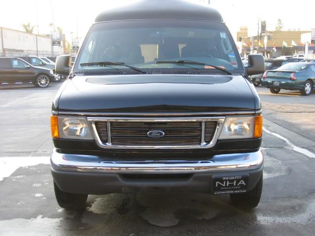 Ford Econoline 2007 photo 1