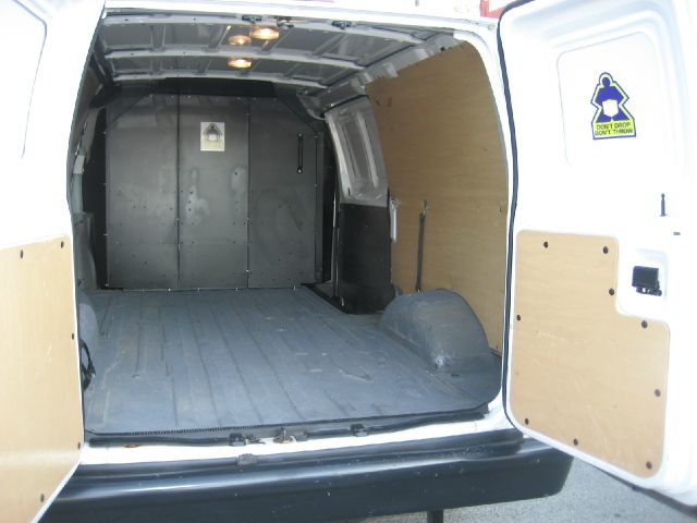 Ford Econoline 2008 photo 6