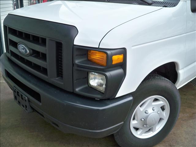 Ford Econoline 2008 photo 3