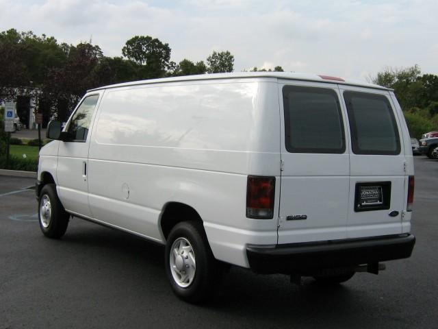 Ford Econoline Unknown Passenger Van