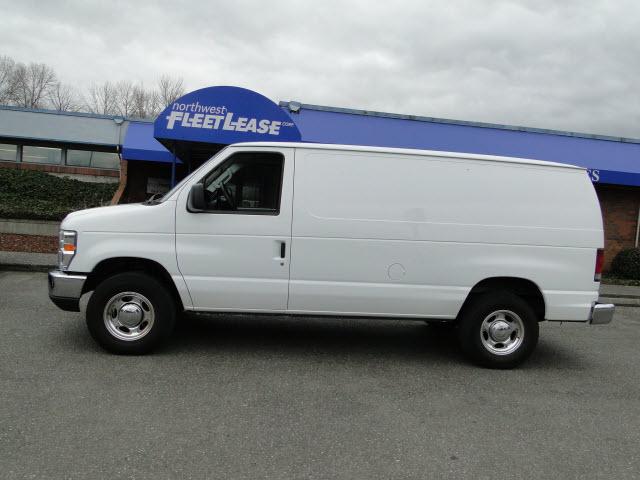 Ford Econoline 2008 photo 1