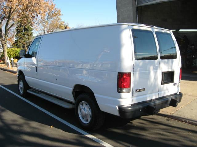 Ford Econoline 2008 photo 3