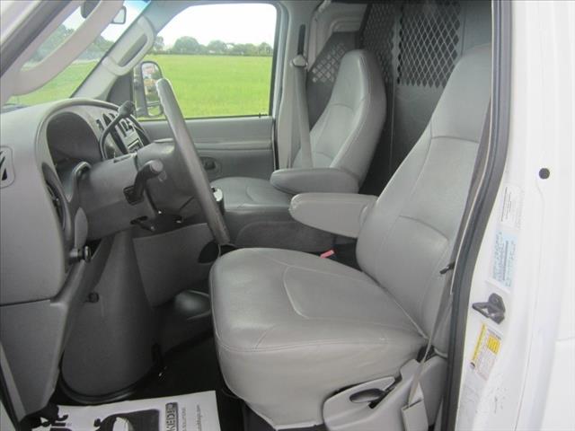 Ford Econoline 2008 photo 1
