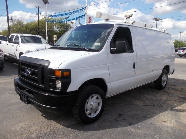 Ford Econoline 2008 photo 2