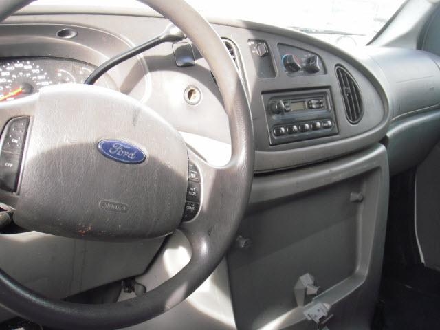 Ford Econoline 2008 photo 3