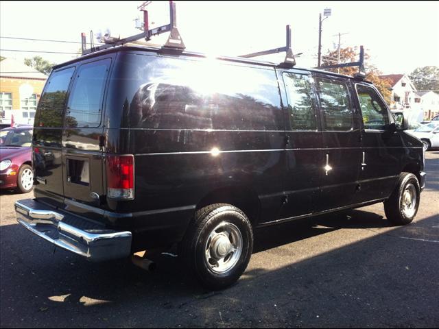 Ford Econoline 2008 photo 2
