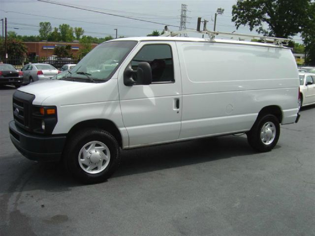 Ford Econoline 2008 photo 1