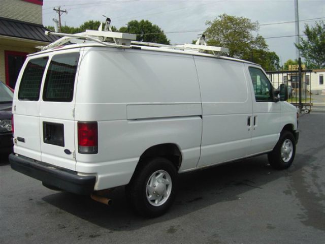 Ford Econoline 2008 photo 2
