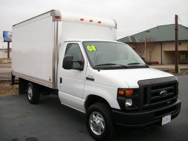 Ford Econoline 2008 photo 1