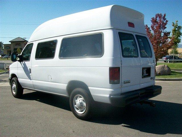 Ford Econoline Unknown Passenger Van