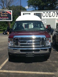 Ford Econoline 2dr I4 Auto EX-L PZEV Passenger Van